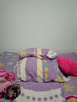 kaorysquirt online show from November 26, 11:17 pm