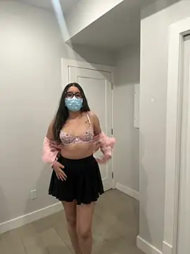 jAsMinE678 online show from March 12, 2:36 am