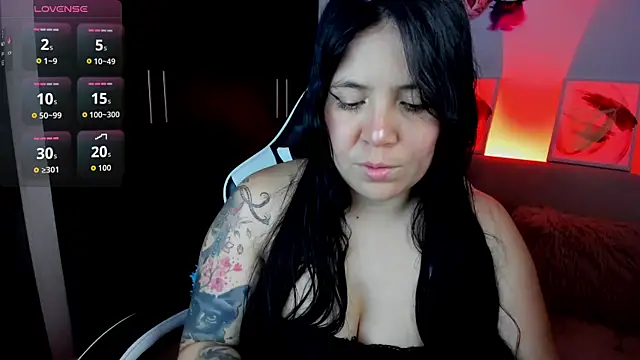 AilynRed online show from May 14, 4:18 am