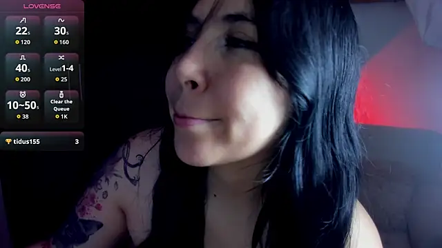 AilynRed online show from May 17, 11:04 pm