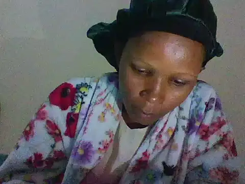 CharlotteDee online show from January 7, 7:06 pm