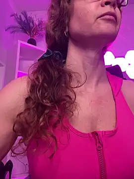 AnnikaRose online show from April 24, 5:54 am