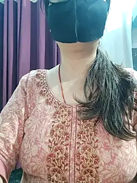 Aishwaryaa 69 online show from May 13, 2:39 am