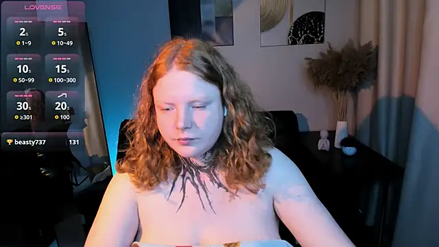 Cassie xKiss online show from May 6, 9:19 pm