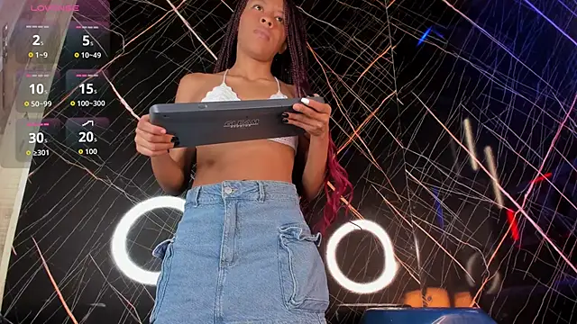 Kloe Suarez  online show from November 20, 7:48 pm