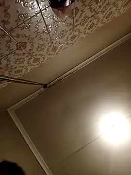 mloghyfsa online show from December 19, 9:45 am