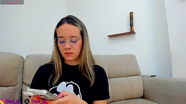 Dani javi online show from February 4, 10:24 pm