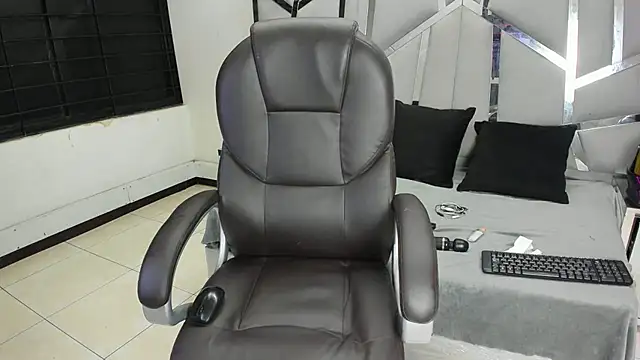 Catherinee69 x online show from January 12, 4:40 am