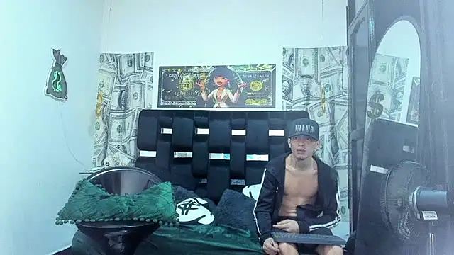naughty boys13 online show from September 20, 4:16 pm