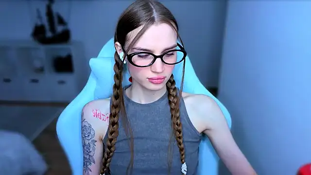 StellaLawless online show from October 11, 12:08 pm