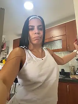 valecruz903 online show from March 25, 5:49 pm