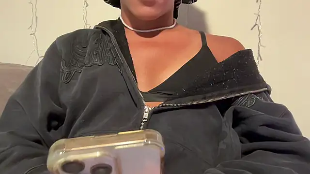 tsjaden777 online show from May 12, 8:15 pm