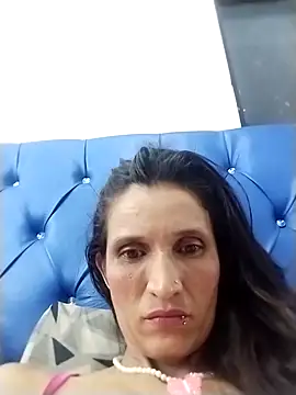 Nathasha LatinHot online show from November 3, 5:22 am