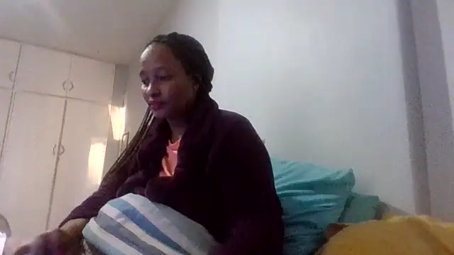 BabeAssXX online show from May 12, 2:57 pm