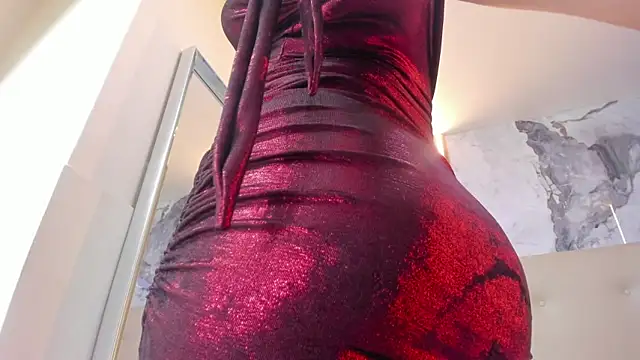 LAILAMORFY online show from April 30, 5:40 pm