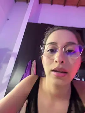 little-Emma online show from May 15, 11:40 pm