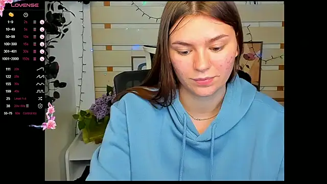 Josephine Kiss online show from May 14, 4:35 pm