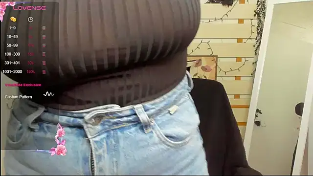 Josephine Kiss online show from March 26, 1:35 pm