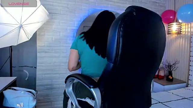 sussy  stone online show from May 23, 12:25 pm
