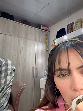 Lorraine Leon online show from October 3, 5:07 pm