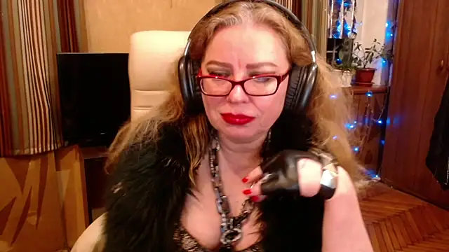 Miss Tress online show from May 20, 10:29 pm