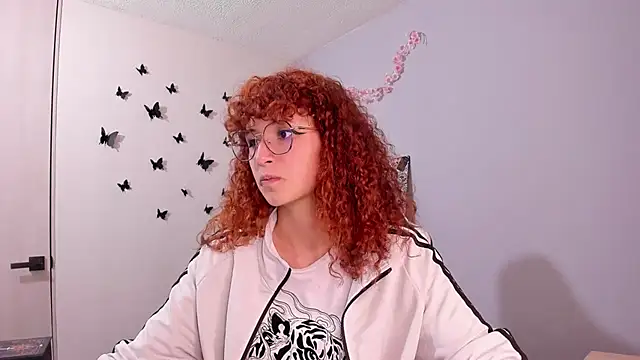 valentina 27 online show from May 11, 2:13 am