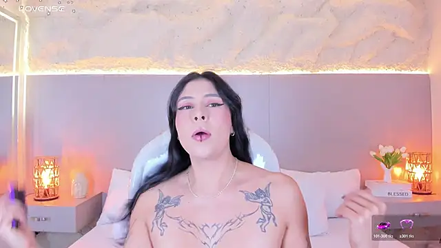 JessyEvans online show from May 6, 7:40 pm