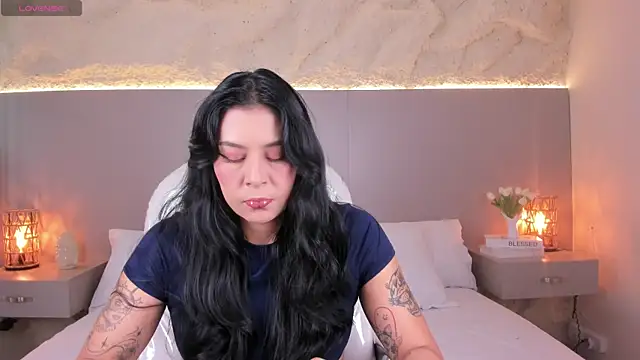 JessyEvans online show from May 11, 7:22 pm