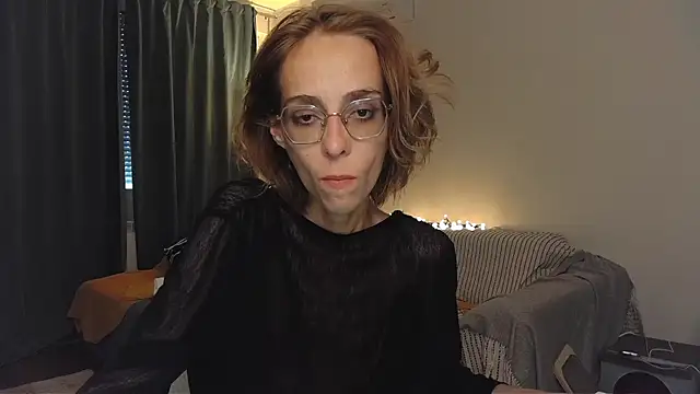 amber quell here online show from May 29, 4:38 pm