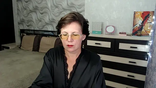 Snapshot of VitaCharm chatting on September 9, 8:41 pm VitaCharm online show from September 9, 8:41 pm