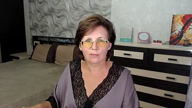 Snapshot of VitaCharm chatting on September 13, 9:34 pm VitaCharm online show from September 13, 9:34 pm