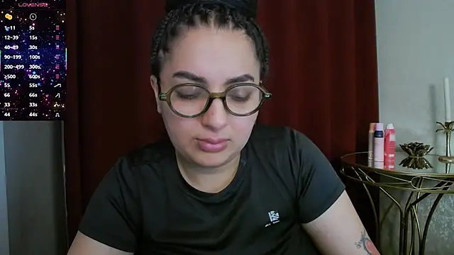 BustyAllyy online show from October 11, 8:55 pm