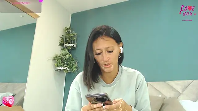 SharisWillian online show from May 21, 3:48 am