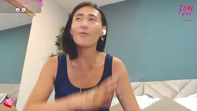 SharisWillian online show from May 9, 4:36 am