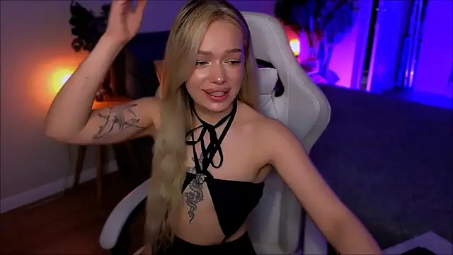 Lily Yin online show from April 5, 6:12 am