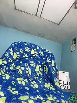 MEGANG02 online show from September 24, 8:30 pm