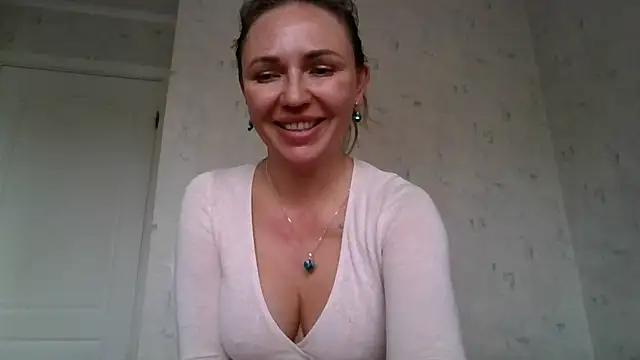 AngelinaLove28 online show from October 9, 12:31 pm