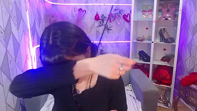 charlottemoonxz online show from October 17, 8:12 pm