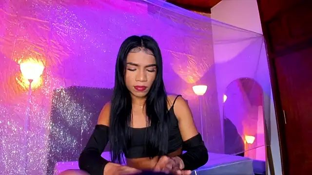 kimberly Gonzalez1 online show from May 5, 3:53 am