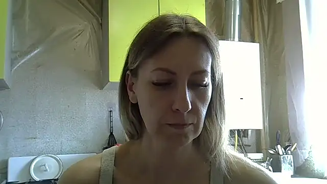 AshleyXHoney online show from May 7, 8:07 am