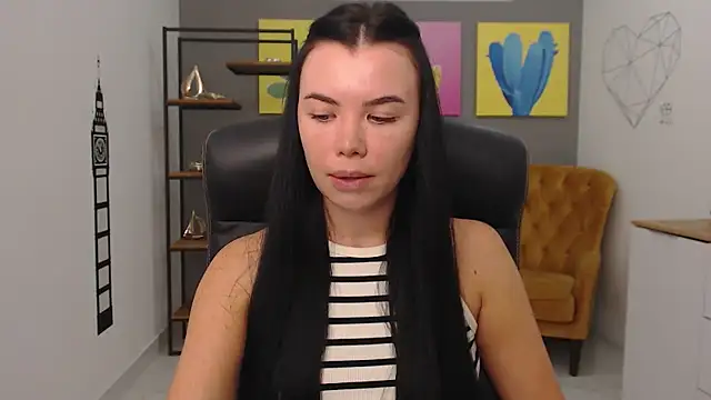 MadisonGomes online show from November 13, 10:47 am