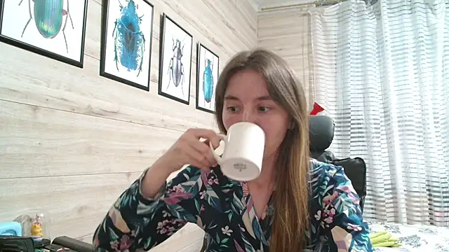 Wowpornoo online show from May 8, 4:32 pm