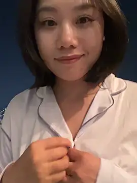Eliza-E online show from May 10, 1:57 pm