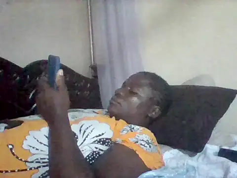 missarpie online show from May 6, 3:49 pm
