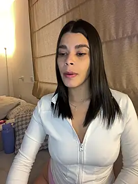Leah Honey26 online show from May 8, 9:49 pm