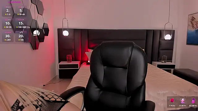 HannaConnor  online show from November 18, 1:17 am