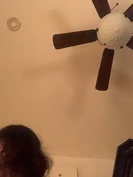 holyeroticss online show from November 9, 3:02 am