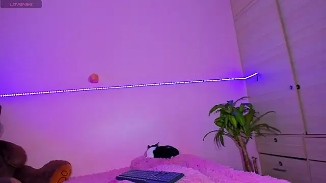 Canndy88htxx online show from October 10, 3:44 am