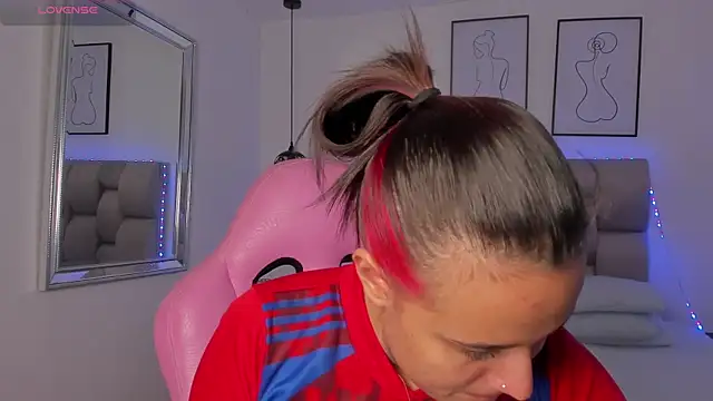 Susan-Sweet-7 online show from December 1, 8:11 pm