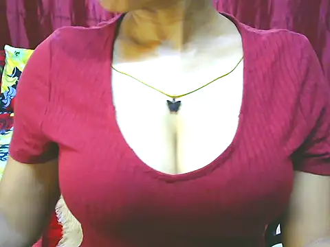 Snapshot of ishmita99 chatting on September 11, 3:40 am ishmita99 online show from September 11, 3:40 am